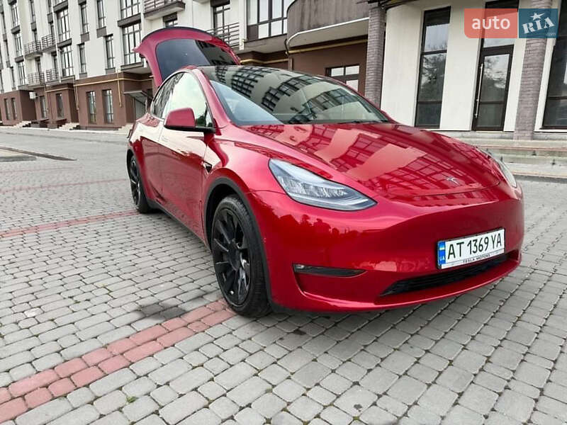 Внедорожник / Кроссовер Tesla Model Y 2021 в Ивано-Франковске