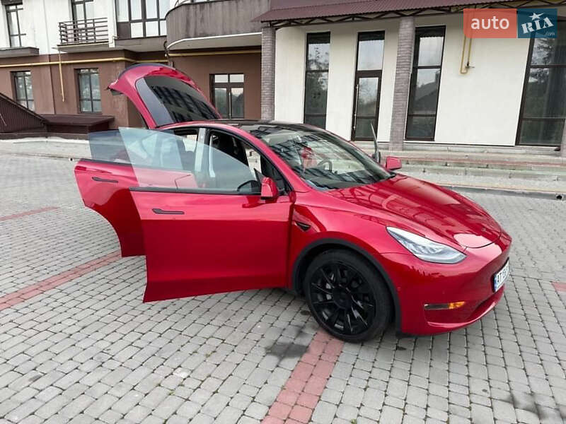 Внедорожник / Кроссовер Tesla Model Y 2021 в Ивано-Франковске