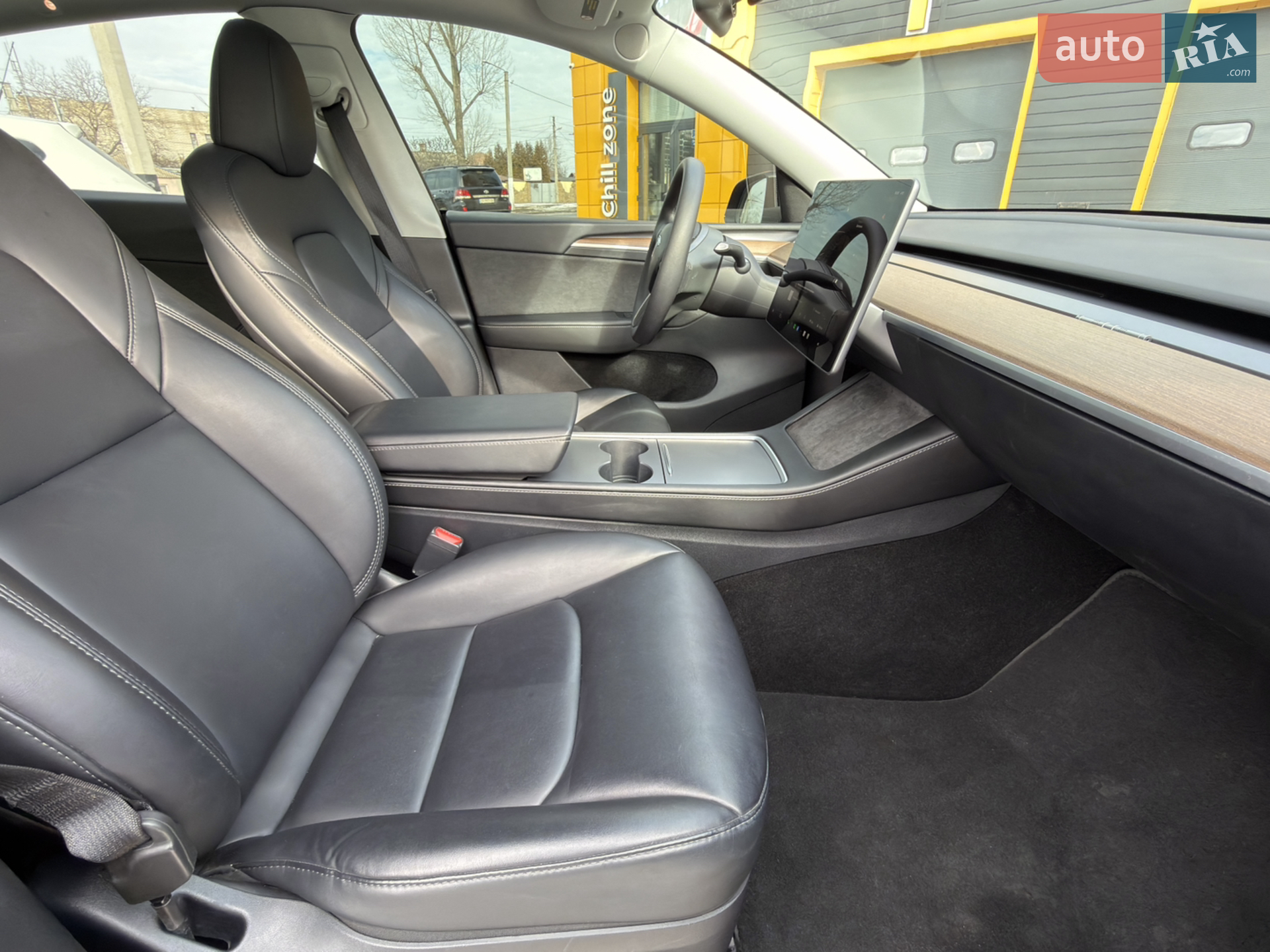 2024 Tesla Model Y - мініатюра 12