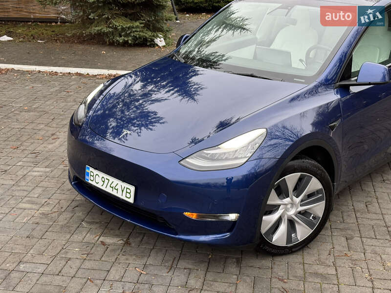 Внедорожник / Кроссовер Tesla Model Y 2022 в Дрогобыче