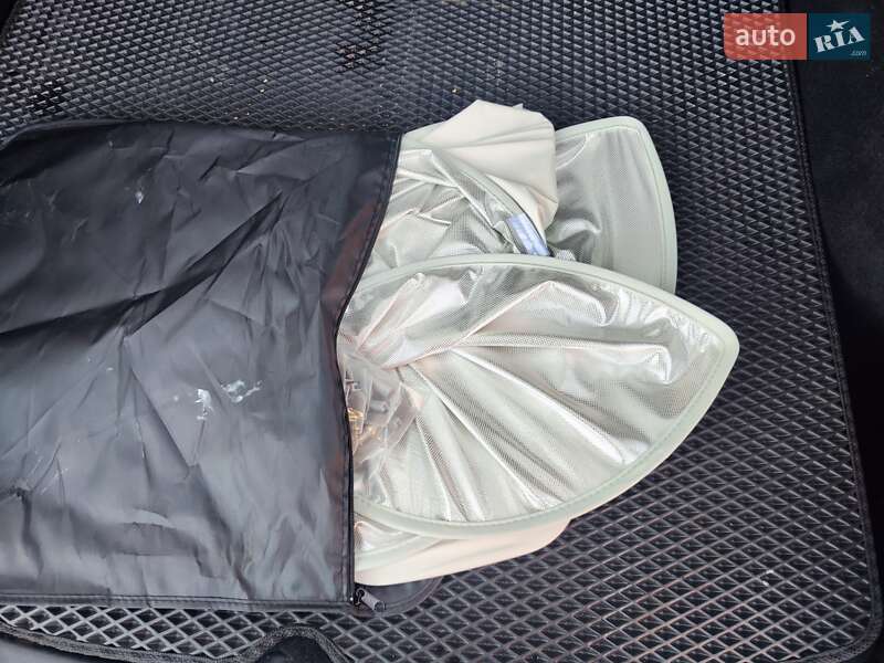 Внедорожник / Кроссовер Tesla Model Y 2022 в Черкассах