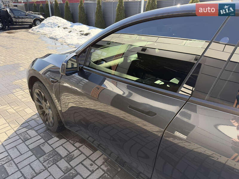 Позашляховик / Кросовер Tesla Model Y 2024 в Черкасах