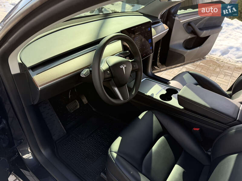 Позашляховик / Кросовер Tesla Model Y 2024 в Черкасах