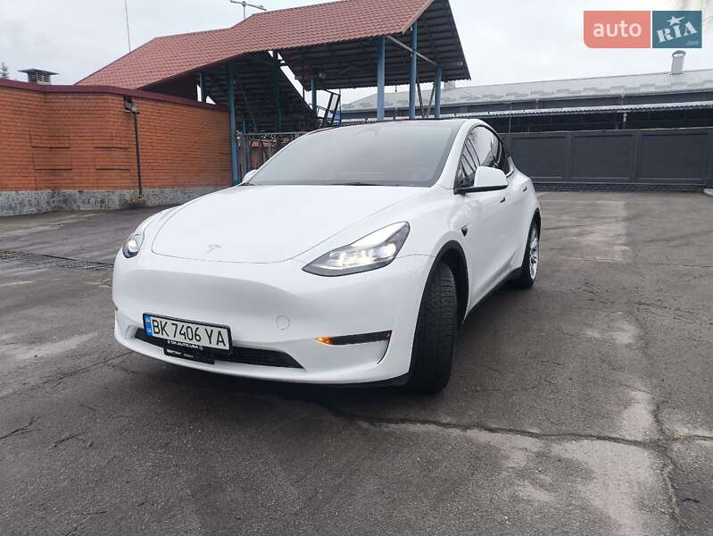 Внедорожник / Кроссовер Tesla Model Y 2024 в Харькове фото 2 Внедорожник / Кроссовер Tesla Model Y 2024 в Харькове