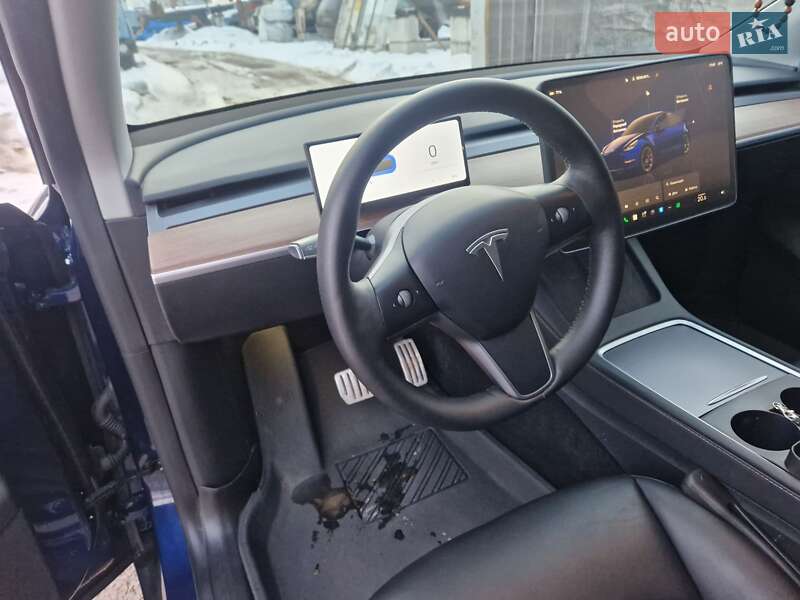 Позашляховик / Кросовер Tesla Model Y 2023 в Тернополі