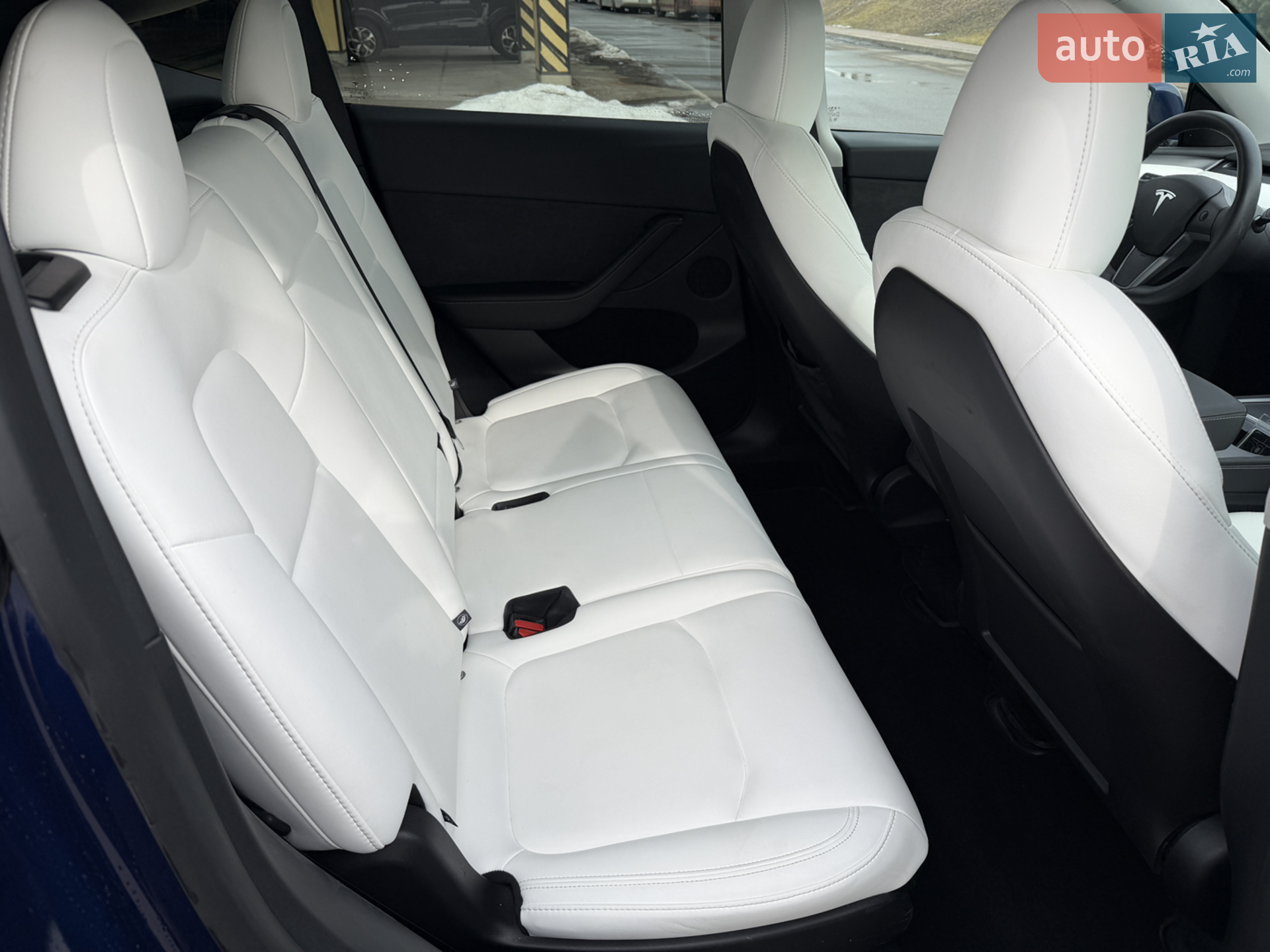 2024 Tesla Model Y - мініатюра 27
