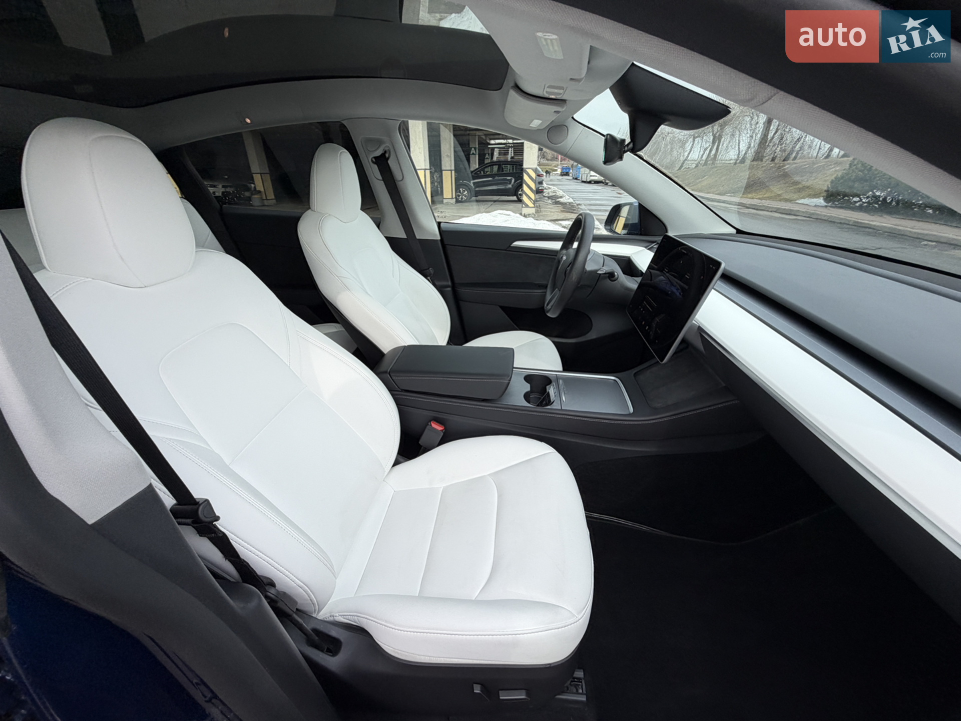 2024 Tesla Model Y - мініатюра 38