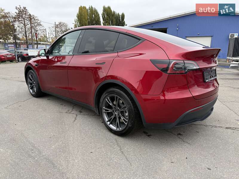 Позашляховик / Кросовер Tesla Model Y 2024 в Києві фото 32 Позашляховик / Кросовер Tesla Model Y 2024 в Києві