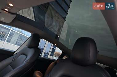 Позашляховик / Кросовер Tesla Model Y 2020 в Харкові фото 16 Позашляховик / Кросовер Tesla Model Y 2020 в Харкові