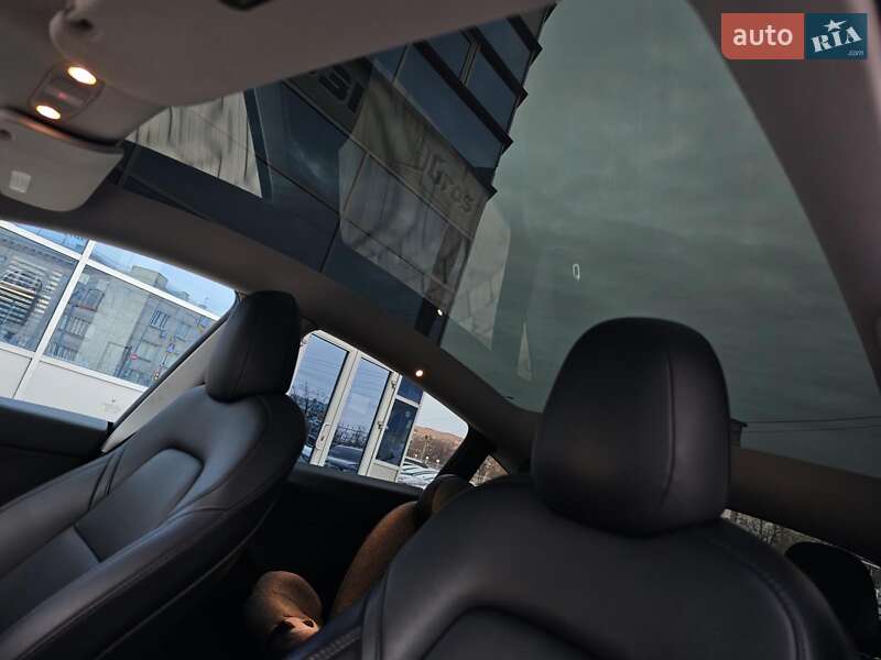 Внедорожник / Кроссовер Tesla Model Y 2020 в Харькове