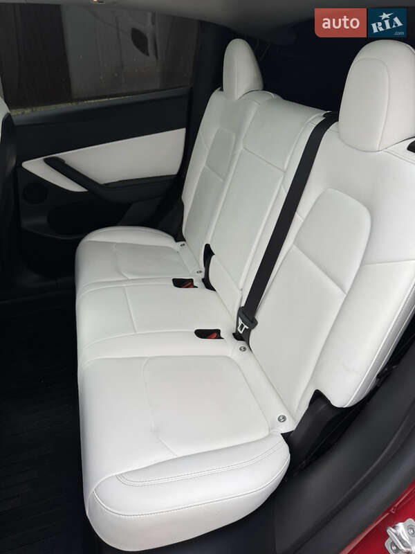 Позашляховик / Кросовер Tesla Model Y 2022 в Одесі