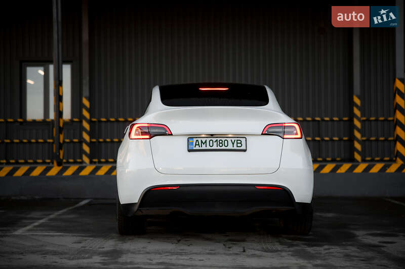Позашляховик / Кросовер Tesla Model Y 2023 в Житомирі фото 6 Позашляховик / Кросовер Tesla Model Y 2023 в Житомирі