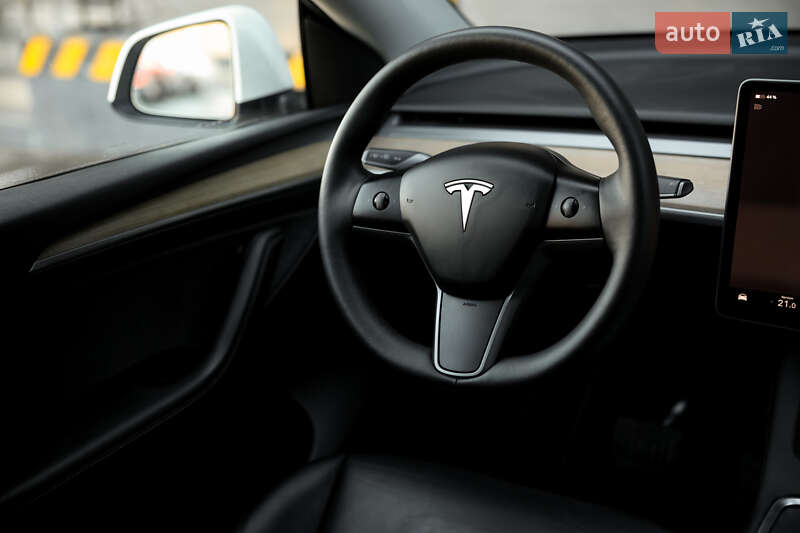 Позашляховик / Кросовер Tesla Model Y 2023 в Житомирі фото 44 Позашляховик / Кросовер Tesla Model Y 2023 в Житомирі