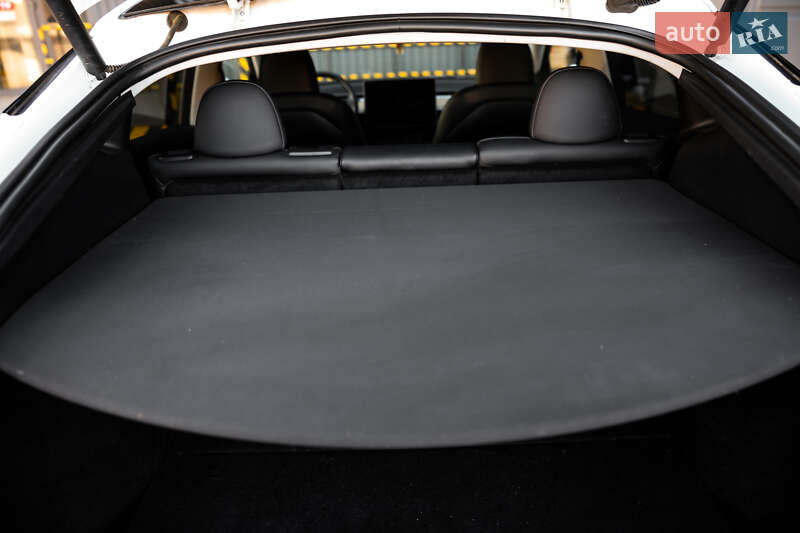 Позашляховик / Кросовер Tesla Model Y 2023 в Житомирі фото 55 Позашляховик / Кросовер Tesla Model Y 2023 в Житомирі