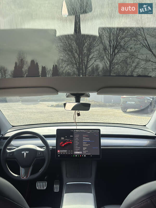 Позашляховик / Кросовер Tesla Model Y 2023 в Дніпрі фото 7 Позашляховик / Кросовер Tesla Model Y 2023 в Дніпрі
