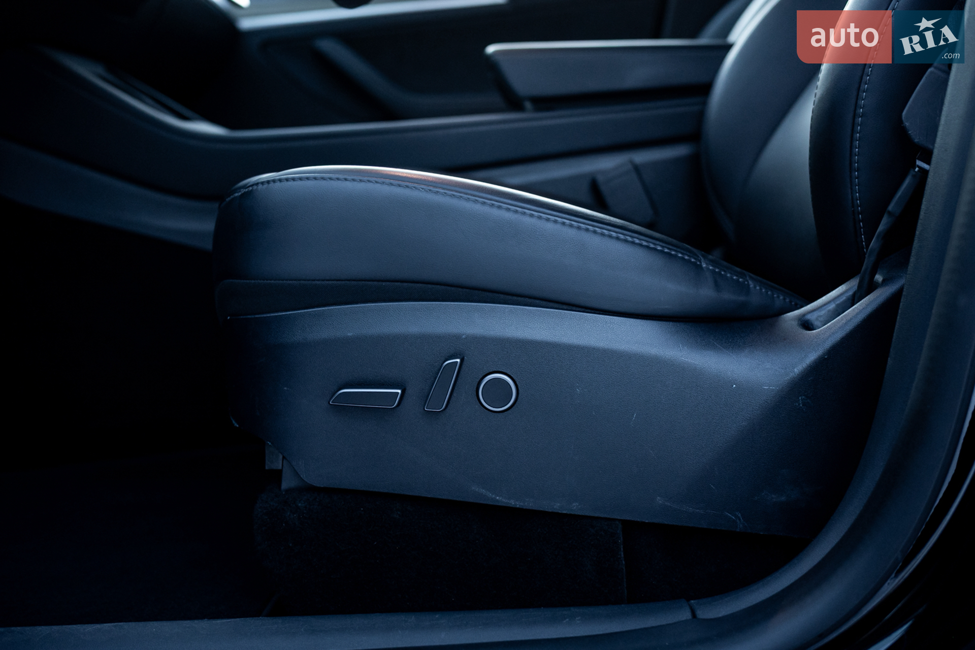 2023 Tesla Model Y - мініатюра 21