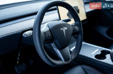 Внедорожник / Кроссовер Tesla Model Y 2023 в Киеве