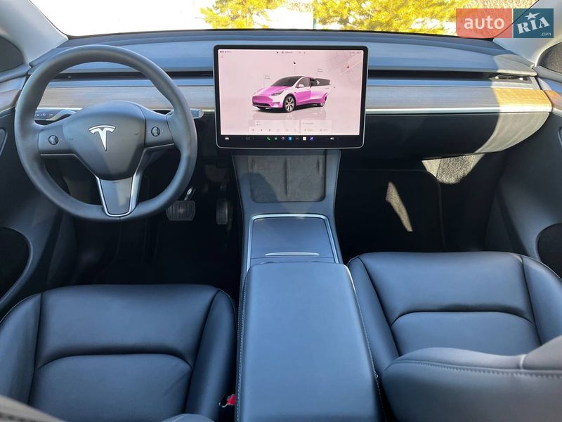 Позашляховик / Кросовер Tesla Model Y 2024 в Львові фото 11 Позашляховик / Кросовер Tesla Model Y 2024 в Львові