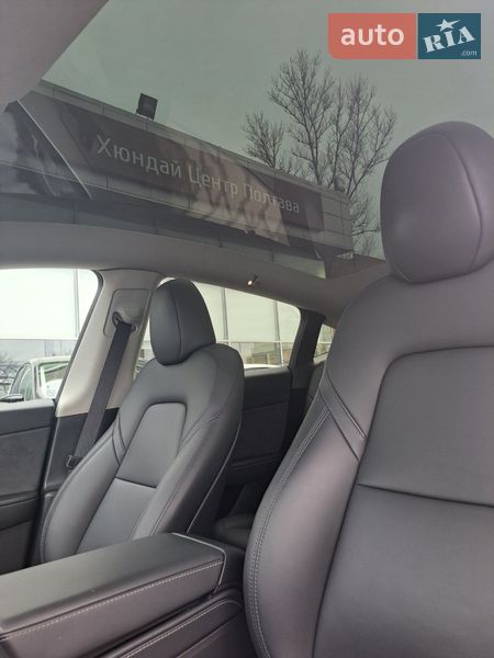 Позашляховик / Кросовер Tesla Model Y 2023 в Полтаві фото 2 Позашляховик / Кросовер Tesla Model Y 2023 в Полтаві