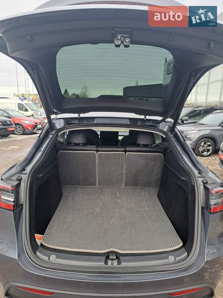 Позашляховик / Кросовер Tesla Model Y 2023 в Полтаві фото 8 Позашляховик / Кросовер Tesla Model Y 2023 в Полтаві