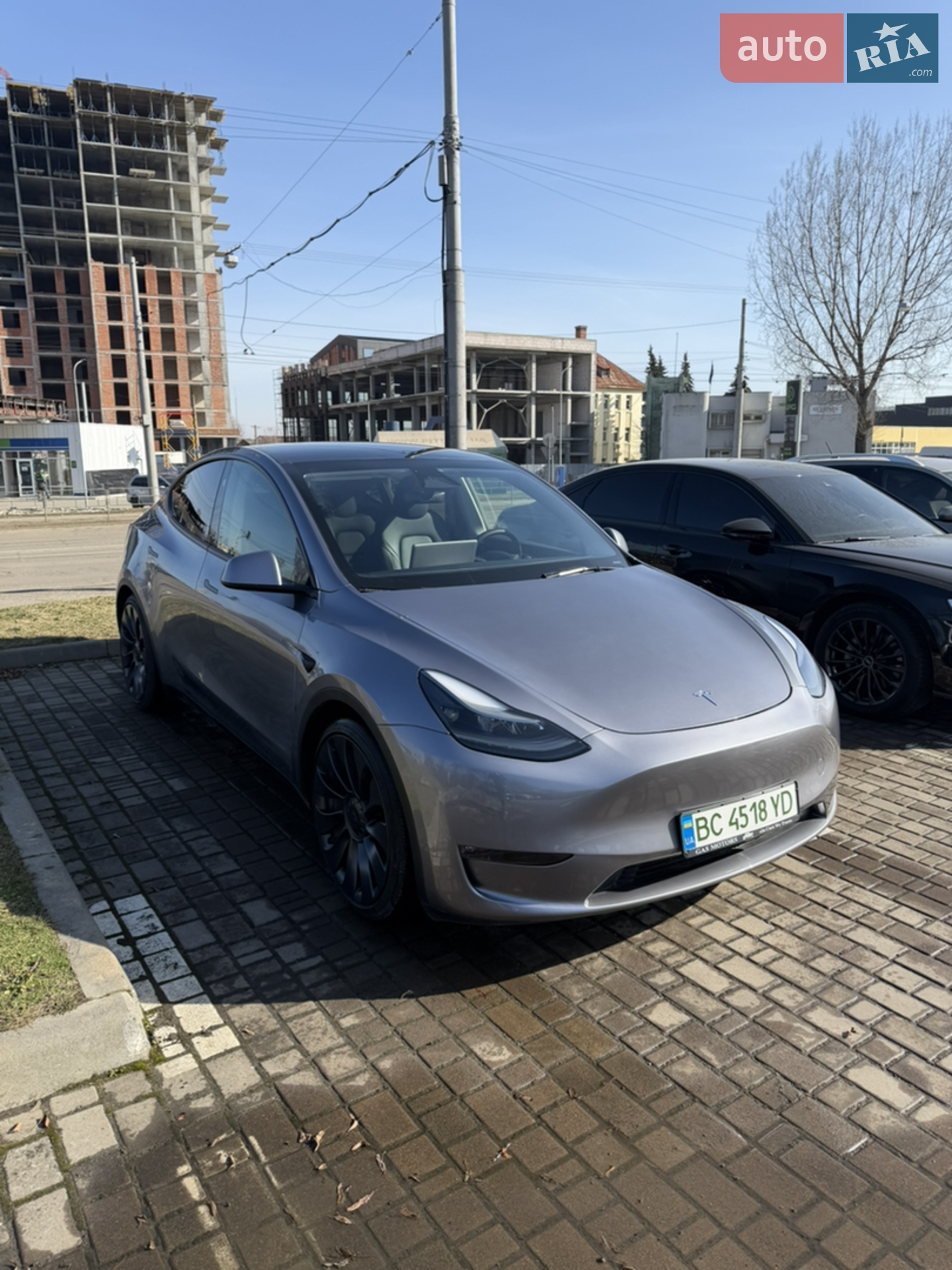 2024 Tesla Model Y - мініатюра 3