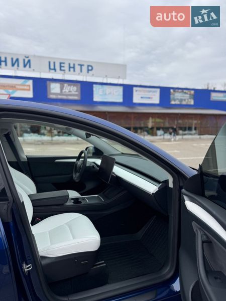 Позашляховик / Кросовер Tesla Model Y 2024 в Калуші