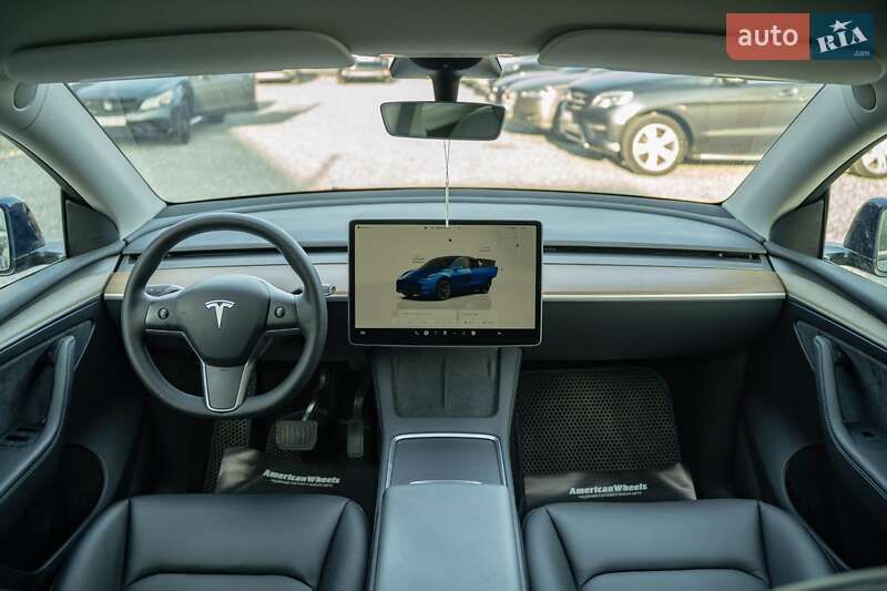 Внедорожник / Кроссовер Tesla Model Y 2023 в Черновцах