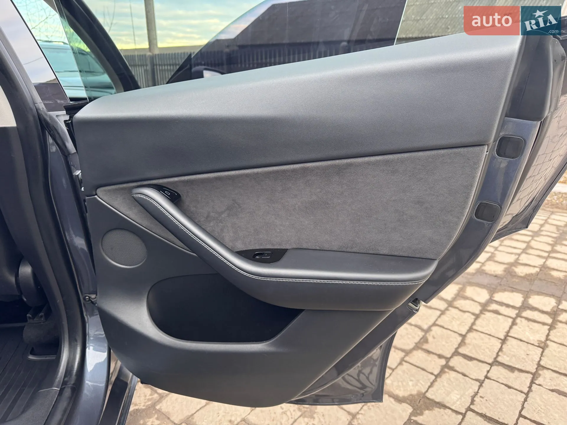 2020 Tesla Model Y - мініатюра 48