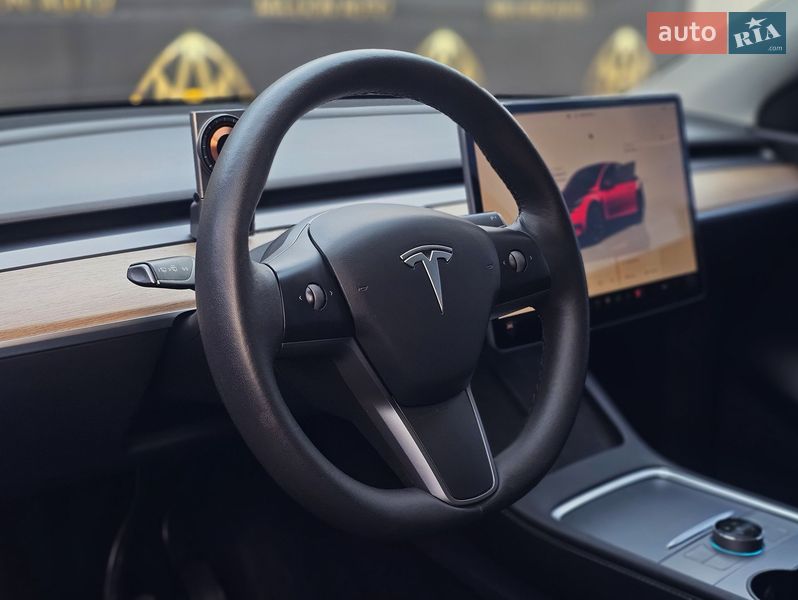 Позашляховик / Кросовер Tesla Model Y 2022 в Києві
