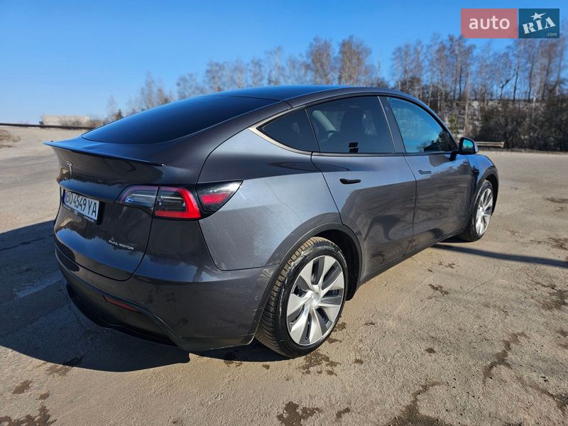 Позашляховик / Кросовер Tesla Model Y 2021 в Тернополі
