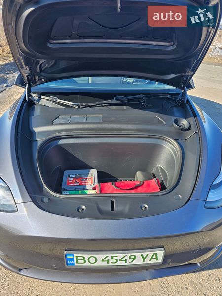 Позашляховик / Кросовер Tesla Model Y 2021 в Тернополі