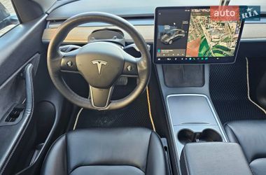 Позашляховик / Кросовер Tesla Model Y 2021 в Тернополі