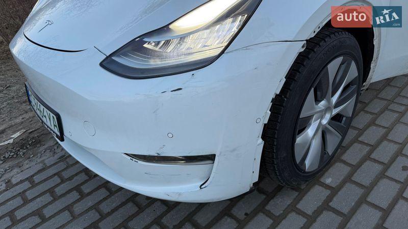 Позашляховик / Кросовер Tesla Model Y 2022 в Львові