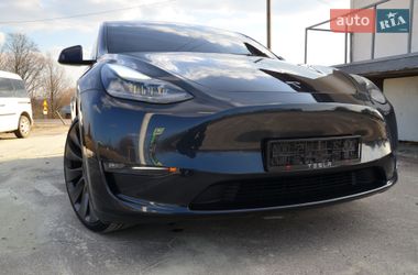 Внедорожник / Кроссовер Tesla Model Y 2024 в Трускавце
