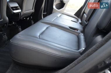Внедорожник / Кроссовер Tesla Model Y 2024 в Трускавце