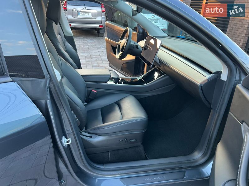 Внедорожник / Кроссовер Tesla Model Y 2020 в Луцке