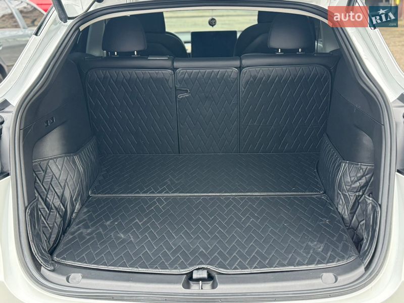 Внедорожник / Кроссовер Tesla Model Y 2022 в Одессе