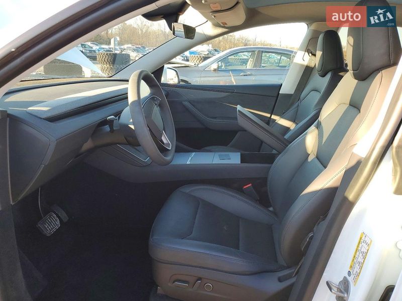 Внедорожник / Кроссовер Tesla Model Y 2026 в Виннице