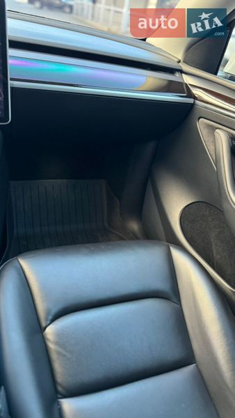 Позашляховик / Кросовер Tesla Model Y 2022 в Мукачевому фото 15 Позашляховик / Кросовер Tesla Model Y 2022 в Мукачевому
