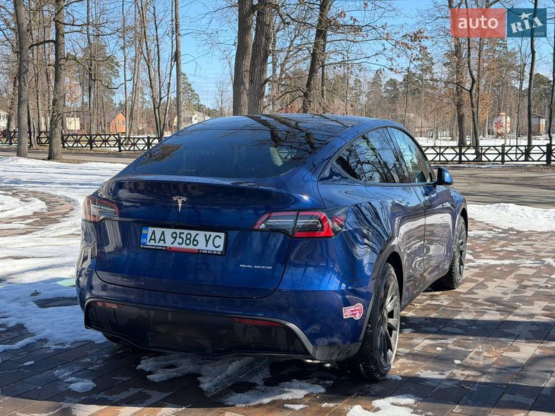 Внедорожник / Кроссовер Tesla Model Y 2021 в Киеве