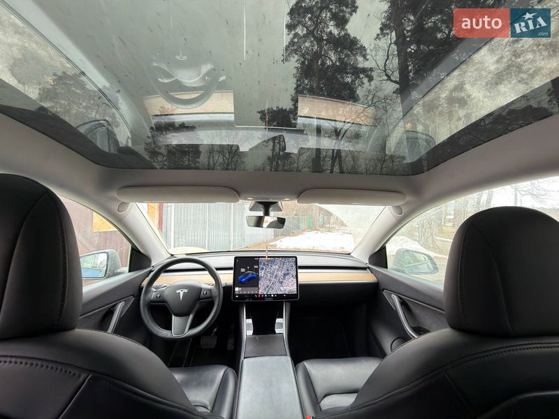 Внедорожник / Кроссовер Tesla Model Y 2021 в Киеве