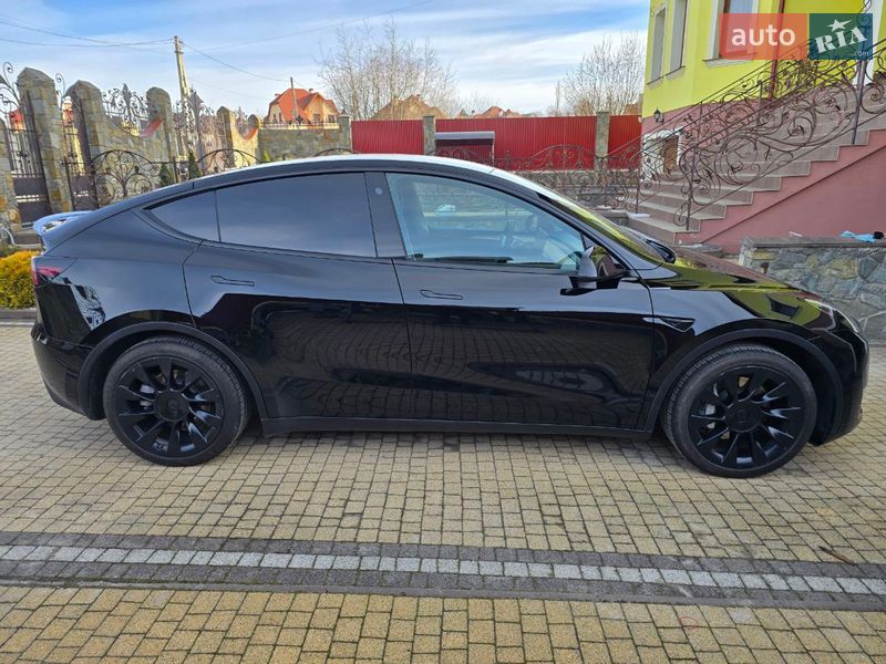 Позашляховик / Кросовер Tesla Model Y 2022 в Трускавці