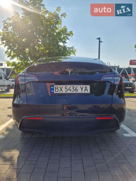 Позашляховик / Кросовер Tesla Model Y 2023 в Хмельницькому