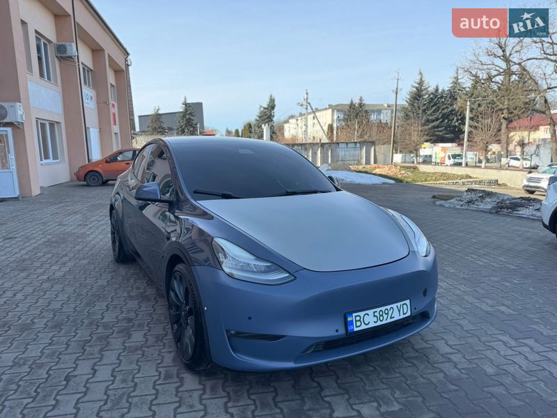 Внедорожник / Кроссовер Tesla Model Y 2020 в Луцке