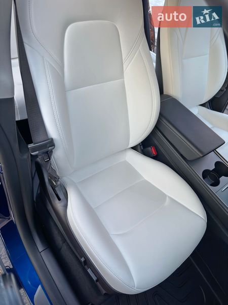 Позашляховик / Кросовер Tesla Model Y 2022 в Житомирі