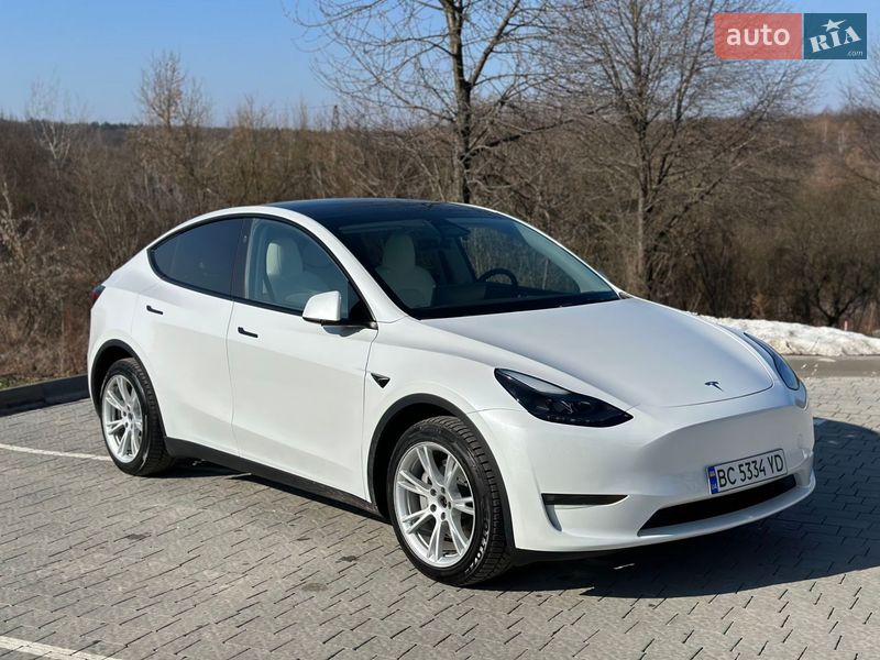 Позашляховик / Кросовер Tesla Model Y 2023 в Львові фото 7 Позашляховик / Кросовер Tesla Model Y 2023 в Львові
