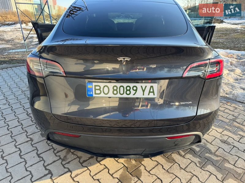 Позашляховик / Кросовер Tesla Model Y 2024 в Тернополі