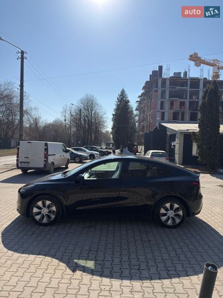 Позашляховик / Кросовер Tesla Model Y 2023 в Львові