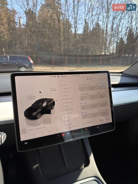 Позашляховик / Кросовер Tesla Model Y 2023 в Львові