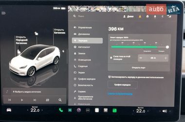 Внедорожник / Кроссовер Tesla Model Y 2023 в Киеве